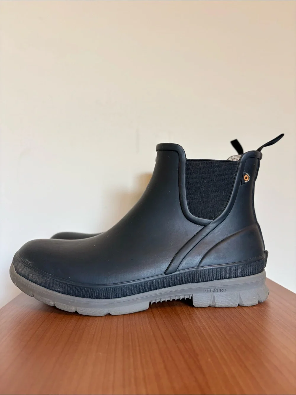 Bogs Amanda II Plush Waterproof Chelsea Winter Rain Boots - Black size 10